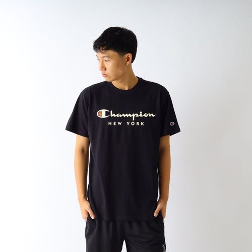 CAMISETA CHAMPION SCRIPT NEW YORK GT23B 125SCTNY